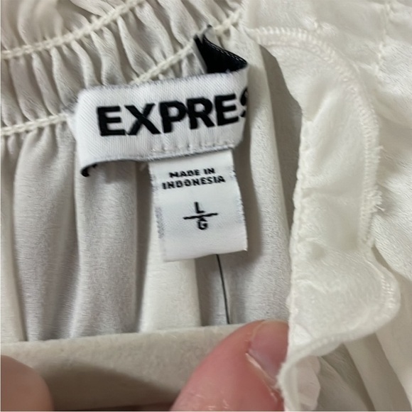 Express size large Ivory color lightweight flutter sleeve silk high-neck blouse - Picture 2 of 5